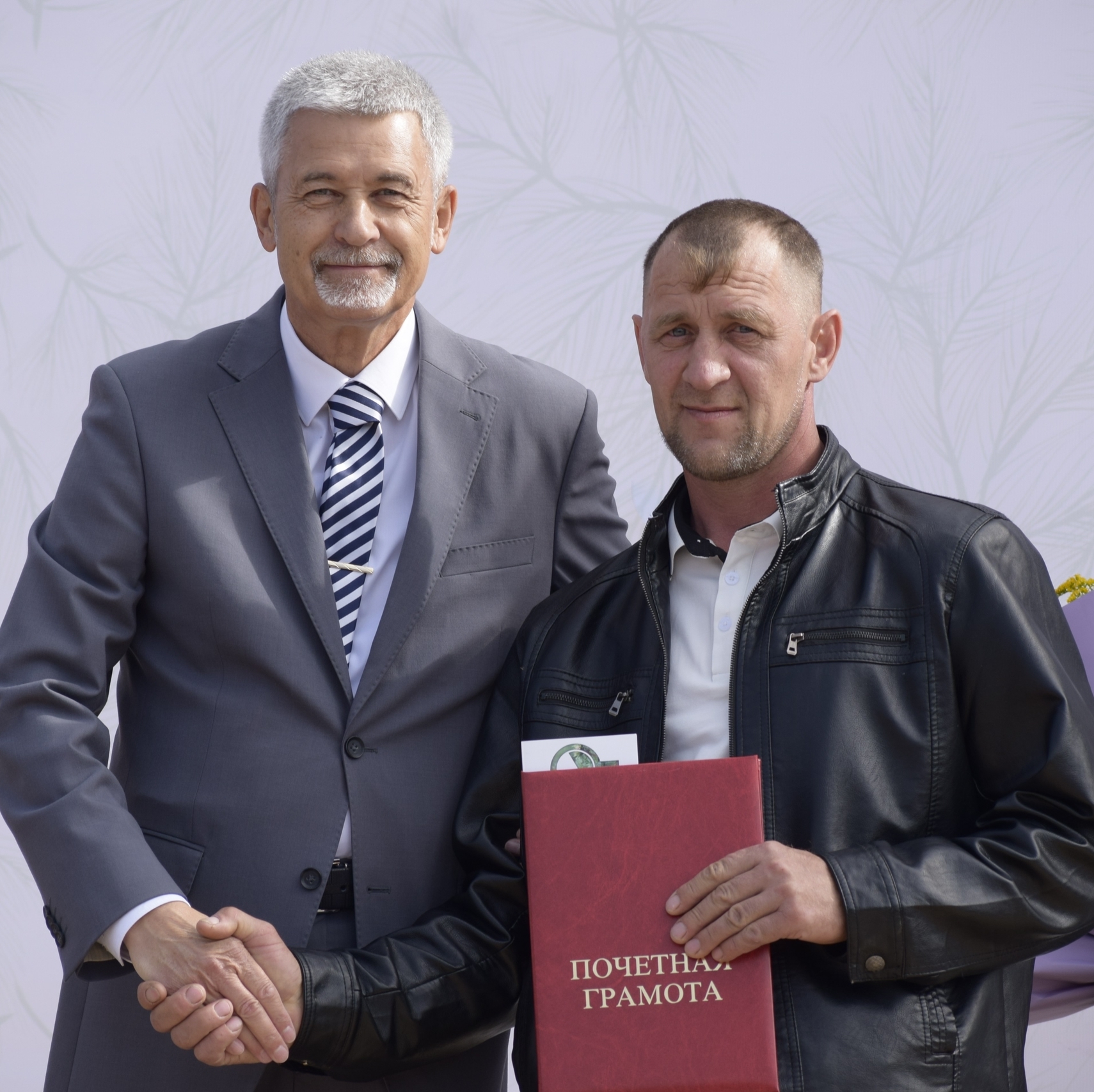 Наш профессиональный коллектив! Наш профессиональный коллектив!